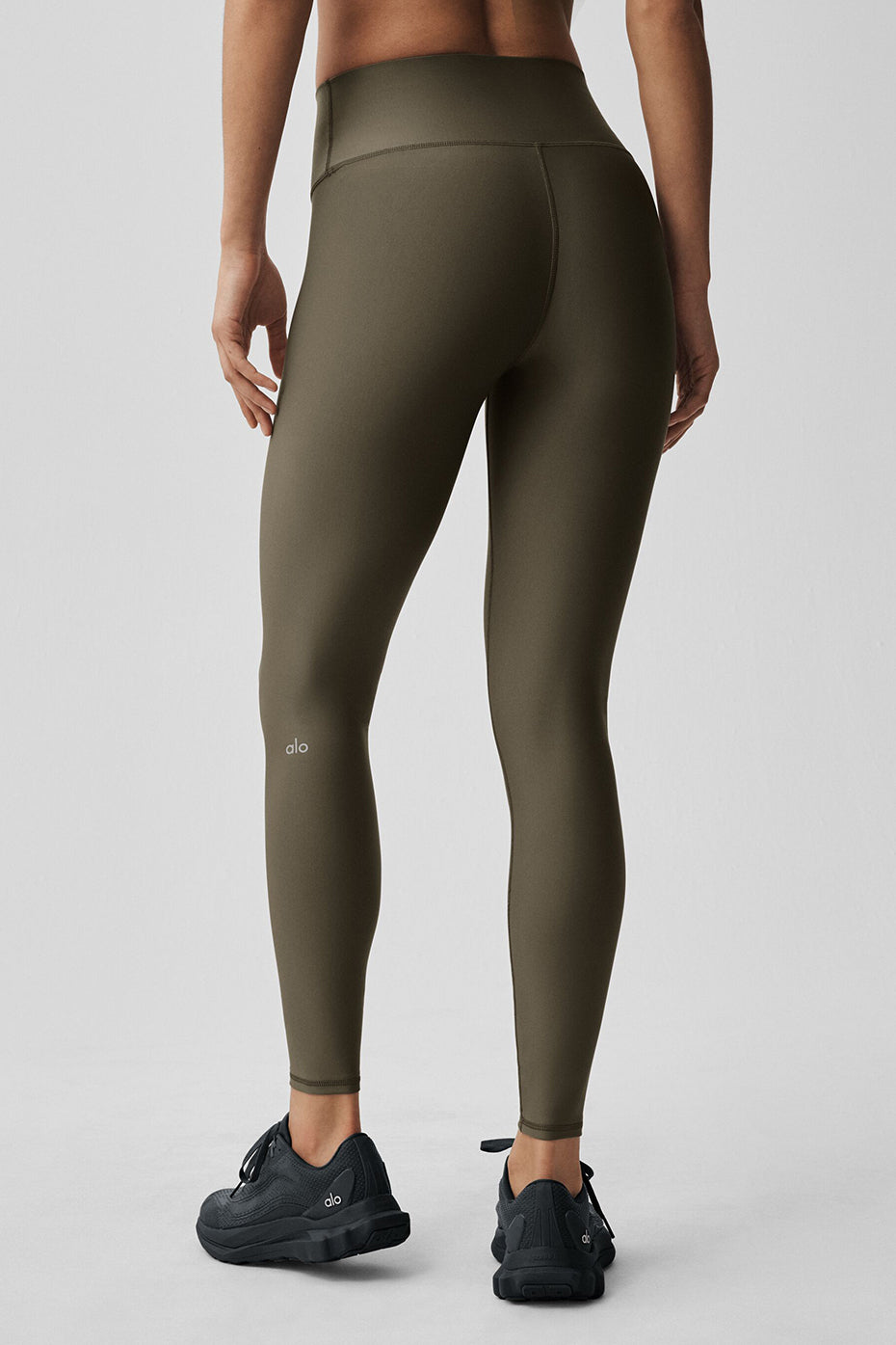 High-Waist Airlift Legging - Olive Tree